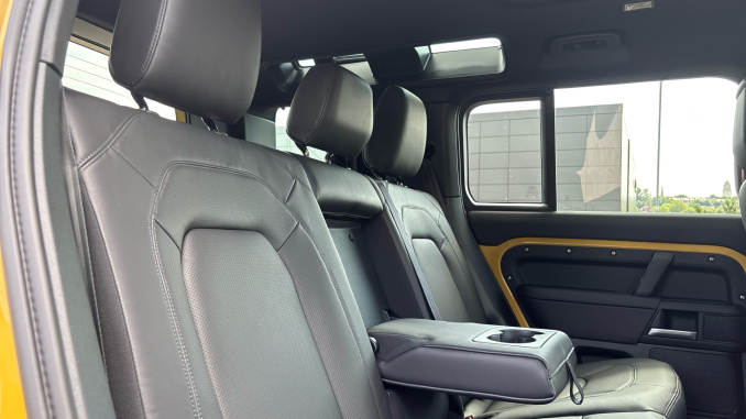 Land Rover Defender 3.0 D350 Trophy Edition Deep Sandglow 110 5dr Auto Diesel Estate - Image 37